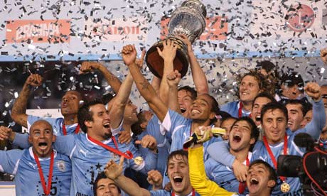 Uruguay-celebrating-007.jpg